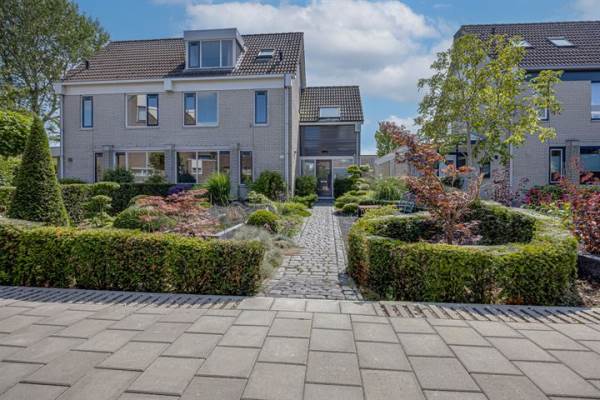 Woning Leeuwetand 18 Monnickendam