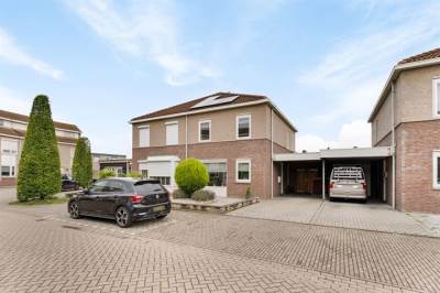 Woning Wim van Eststraat 12 St. Willebrord