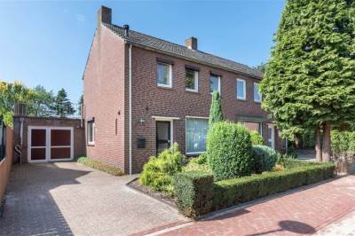 Woning Von Flodorffstraat 10 Bergen (LI)