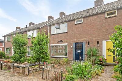 Woning Deken Tomaslaan 28 's-Heerenhoek