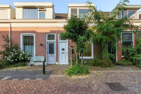 Woning Adriaan van Altenastraat 10 Dordrecht