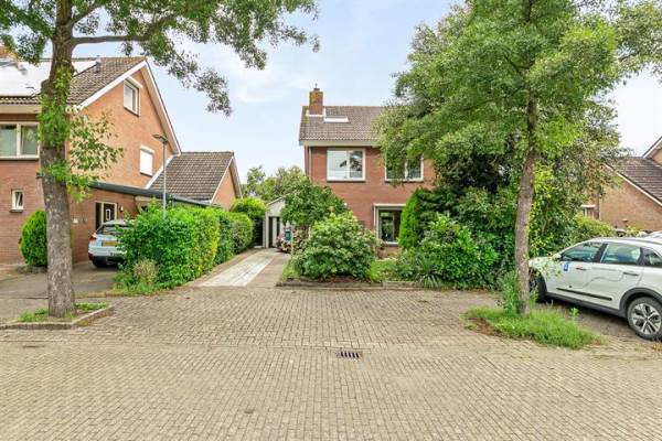 Woning Walraven van Hallstraat 12 Middelburg