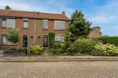 Woning Ridder van Dorplaan 14 Zuid-Beijerland