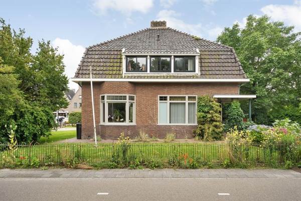 Woning Hoofdweg 33 De Krim