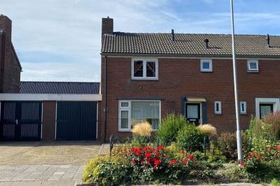Woning Dorpsstraat 93 Tuitjenhorn