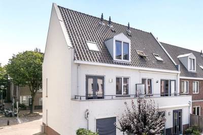 Woning Opzoomerlaan 33 Hellevoetsluis