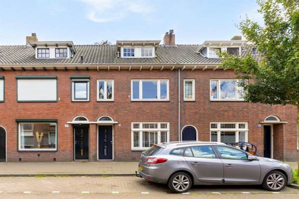 Woning Jacob van Oudenhovenstraat 58 Tilburg