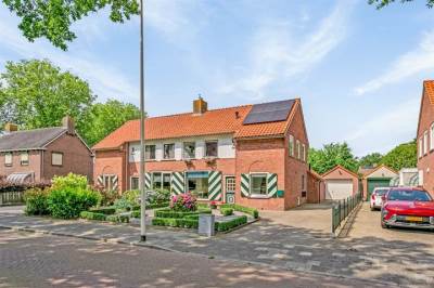 Woning Parallelweg 15 Halsteren