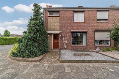 Woning Graaf Reinaldstraat 1 Swalmen