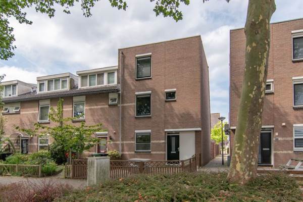 Woning Geel-groenlaan 129 Zoetermeer