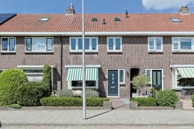 Woning Van Velzenstraat 8 Alphen aan den Rijn