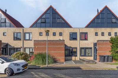 Woning Ranonkel 15 Tiel