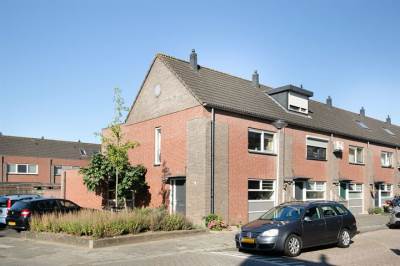 Woning Vicky Baumstraat 18 Spijkenisse