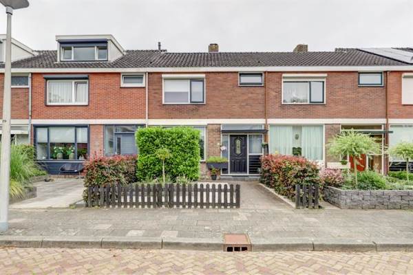 Woning Brederodehof 76 Hendrik-Ido-Ambacht