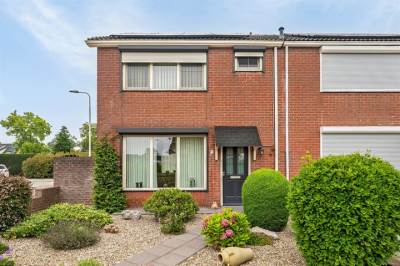 Woning van der Heydenstraat 2 Sint Jansteen