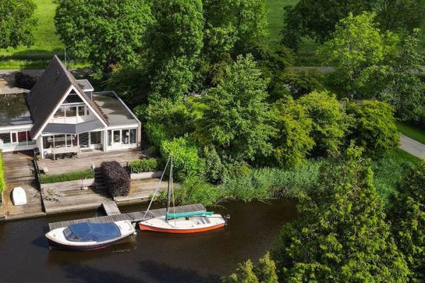 Woning Eastwei 38 Uitwellingerga