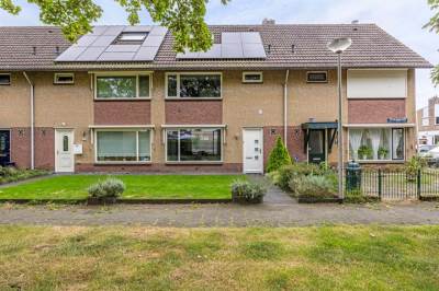 Woning Peter Benoitpark 15 Waalwijk