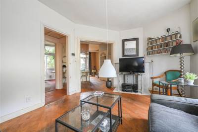 Woning van Alphenstraat 123 Voorburg