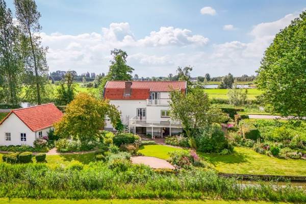 Woning Lingedijk 2 Rhenoy