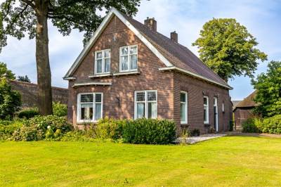 Woning Langgrafweg 2 Emmen