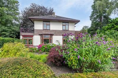 Woning Stationsweg 25 Barneveld