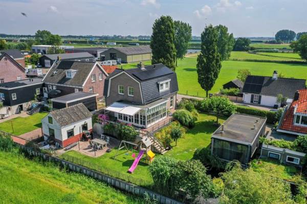 Woning Rijksweg 53a Nieuwendijk