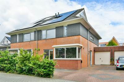 Woning Reestein 4 Nieuw-Vennep