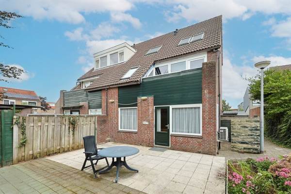 Woning Papegaaistraat 8 Krommenie