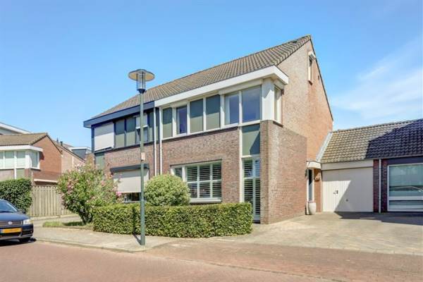 Woning Ericaplein 108 Grubbenvorst