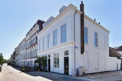 Woning Spoorsingel 33 Delft