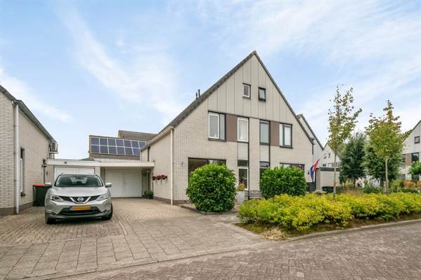 Woning Rietkraag 24 Tuitjenhorn
