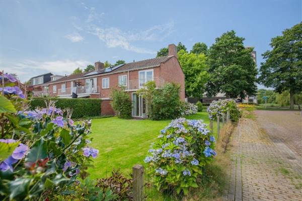 Woning van Heuven Goedhartlaan 15 Assen