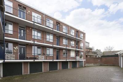 Garage 't Boonrak 64F Valkenburg (ZH)