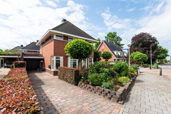Woning Hofwegen 44 Bleskensgraaf ca