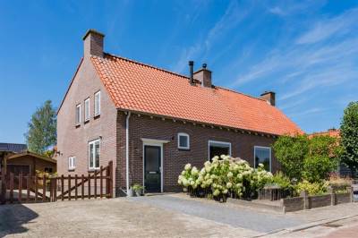 Woning Dominee van Meursstraat 4 Wapenveld