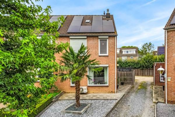 Woning Ambachtsingel 45 Roermond