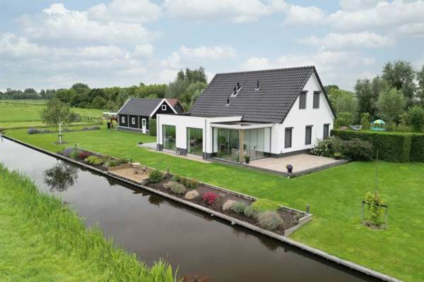 Woning Henegouwerweg 116A Waddinxveen