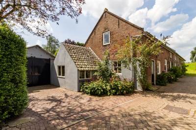 Woning Kerkstraat 75 Wamel