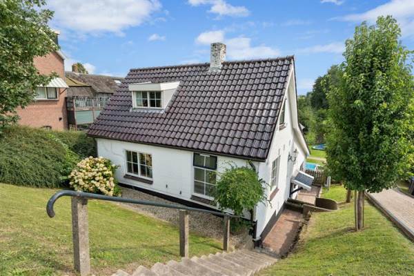 Woning Nieuwe Veer 43 Streefkerk
