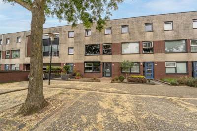 Woning Waddenring 217 Barendrecht