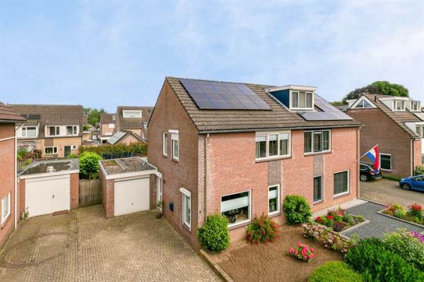 Woning Händelstraat 8 Millingen aan de Rijn