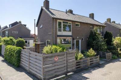 Woning G.H.Breitnerstraat 22 Weesp