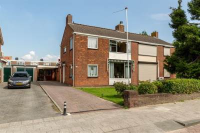 Woning Burgemeester van Esstraat 242 Pernis Rotterdam