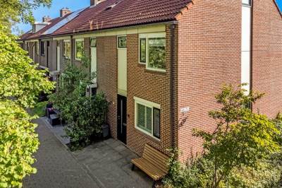 Woning Hoefijzer 64 Zwaag