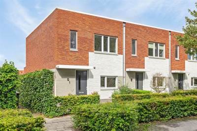 Woning Van der Waalsstraat 1 Deventer
