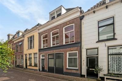 Woning Burgwalstraat 15 Kampen