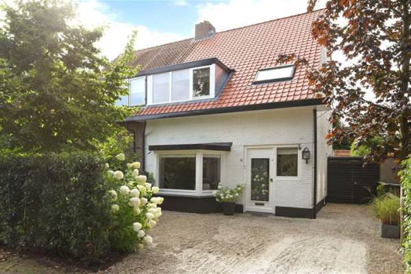 Woning Nieuwe Englaan 39 Bussum