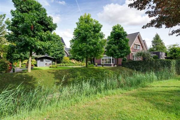 Woning Hof van Weede 17 Maasdam
