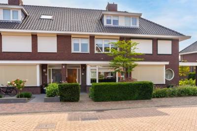 Woning Ossenwaard 11 Wijk en Aalburg