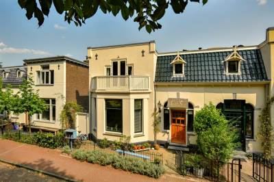Woning Leeuwarderweg 80 Amsterdam